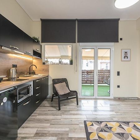 Апартаменты Petralona Stylish Penthouse Афины Экстерьер фото