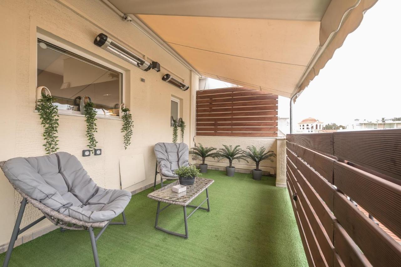 Апартаменты Petralona Stylish Penthouse Афины Экстерьер фото
