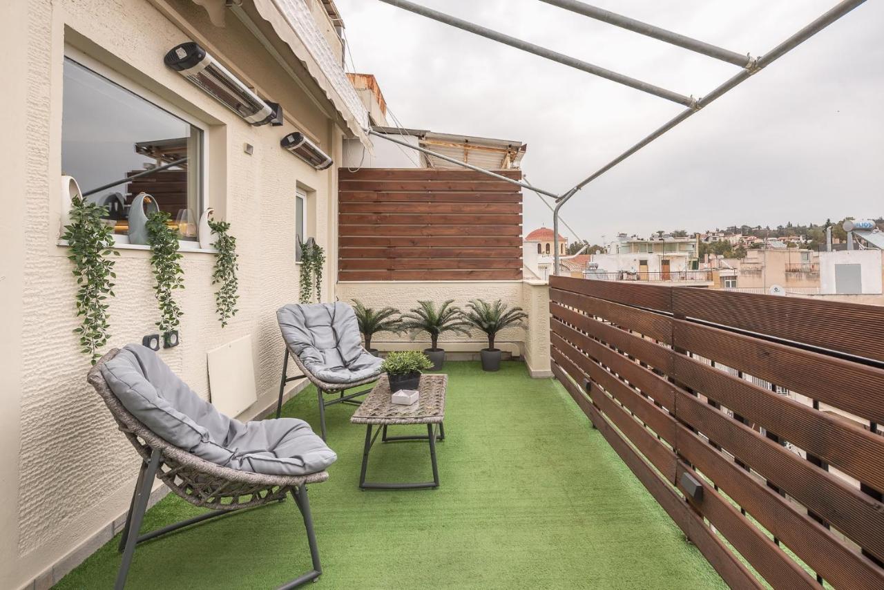 Апартаменты Petralona Stylish Penthouse Афины Экстерьер фото