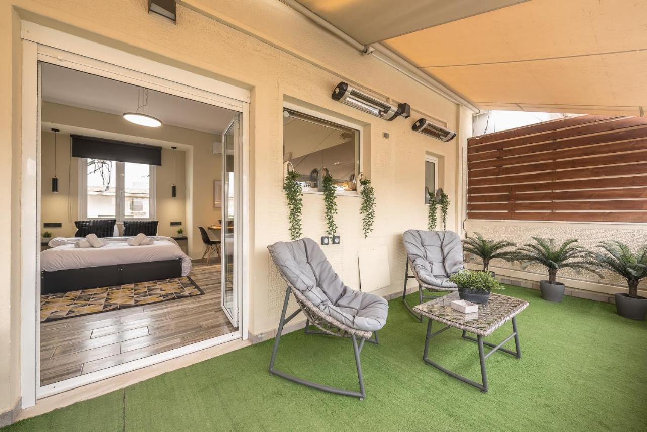 Апартаменты Petralona Stylish Penthouse Афины Экстерьер фото